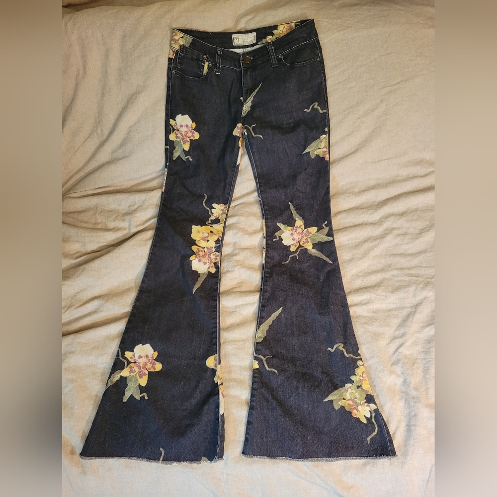 FREE PEOPLE Bali Miami Nights Flare Jeans [Rare]